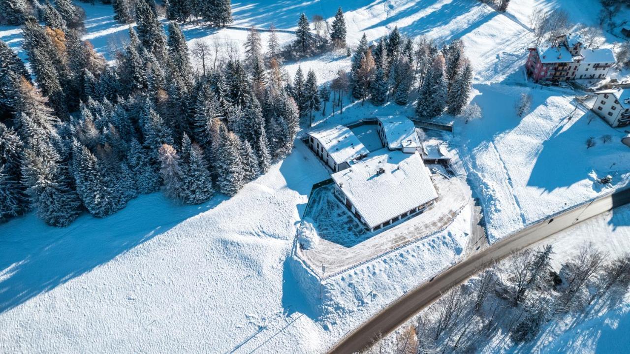 Hotel Casa Alpina Folgaria Exterior photo